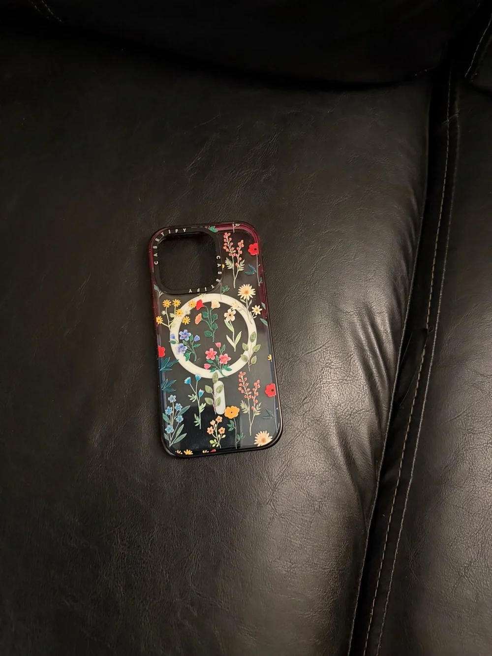 Lot of iPhone 15 Pro cases-Will separate